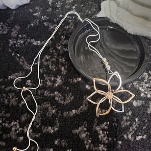 Silver and gold flower pendant necklace
